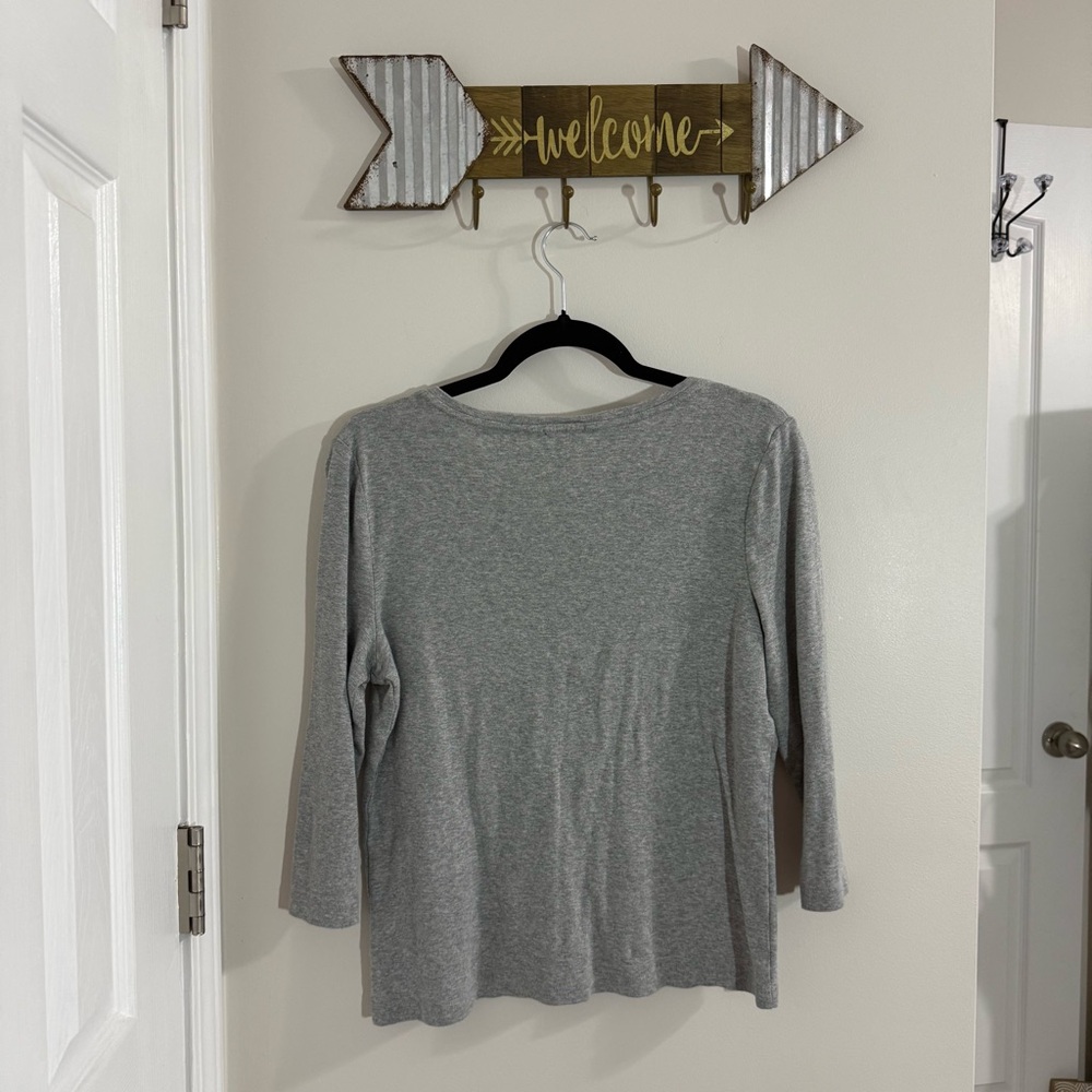 Talbots Gray Ruffle Trim Blouse Size Large 3/4 Sleeves - Picture 5 of 5